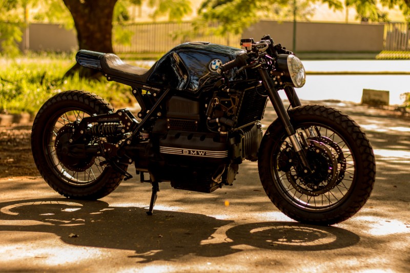 Inspirasi F1 dalam Cafe Racer BMW K-100